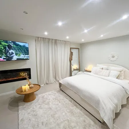Daire Romantique Avec Bain *