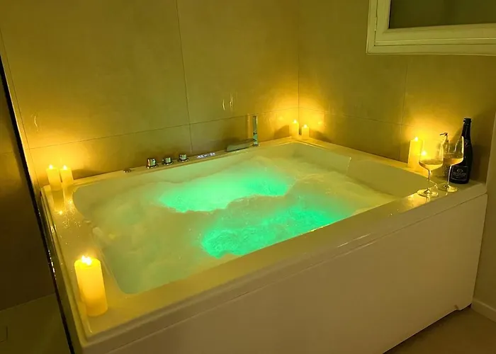 Romantique Avec Bain Apartment