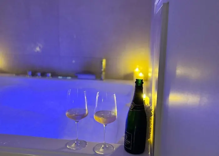 Romantique Avec Bain Apartment